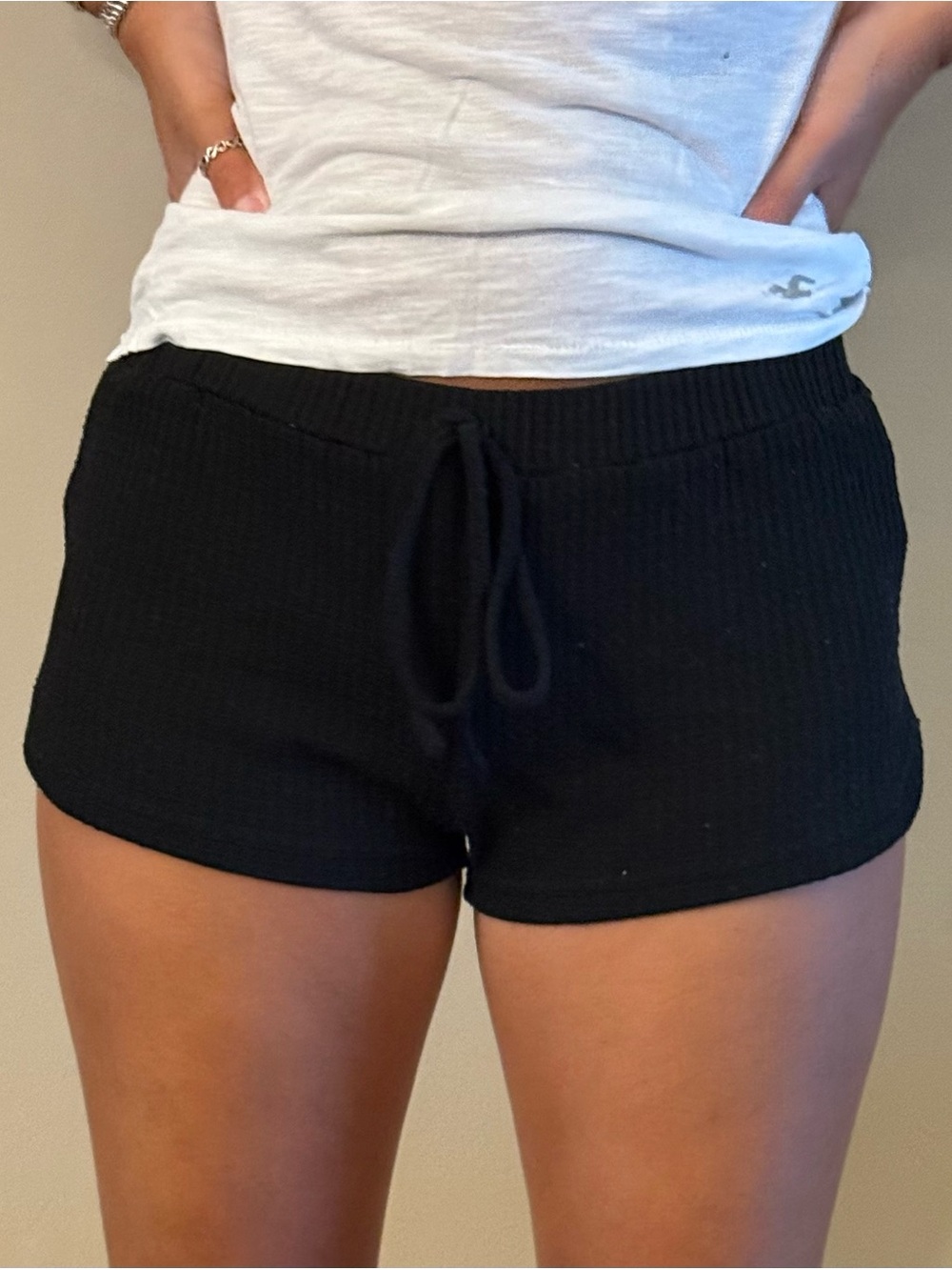 SHEIN Black Waffle Knit Drawstring Lounge Shorts